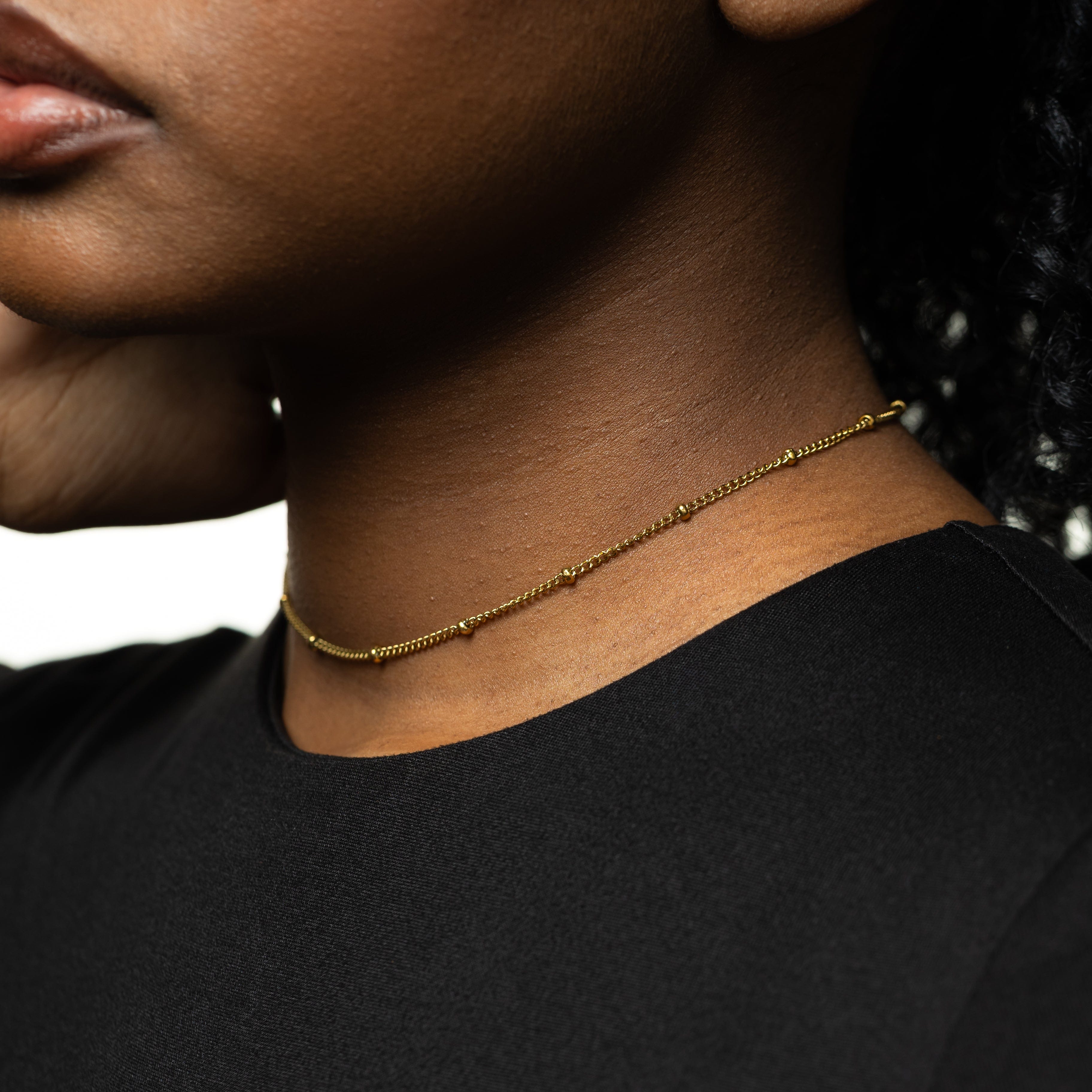 Dotted Chain Choker