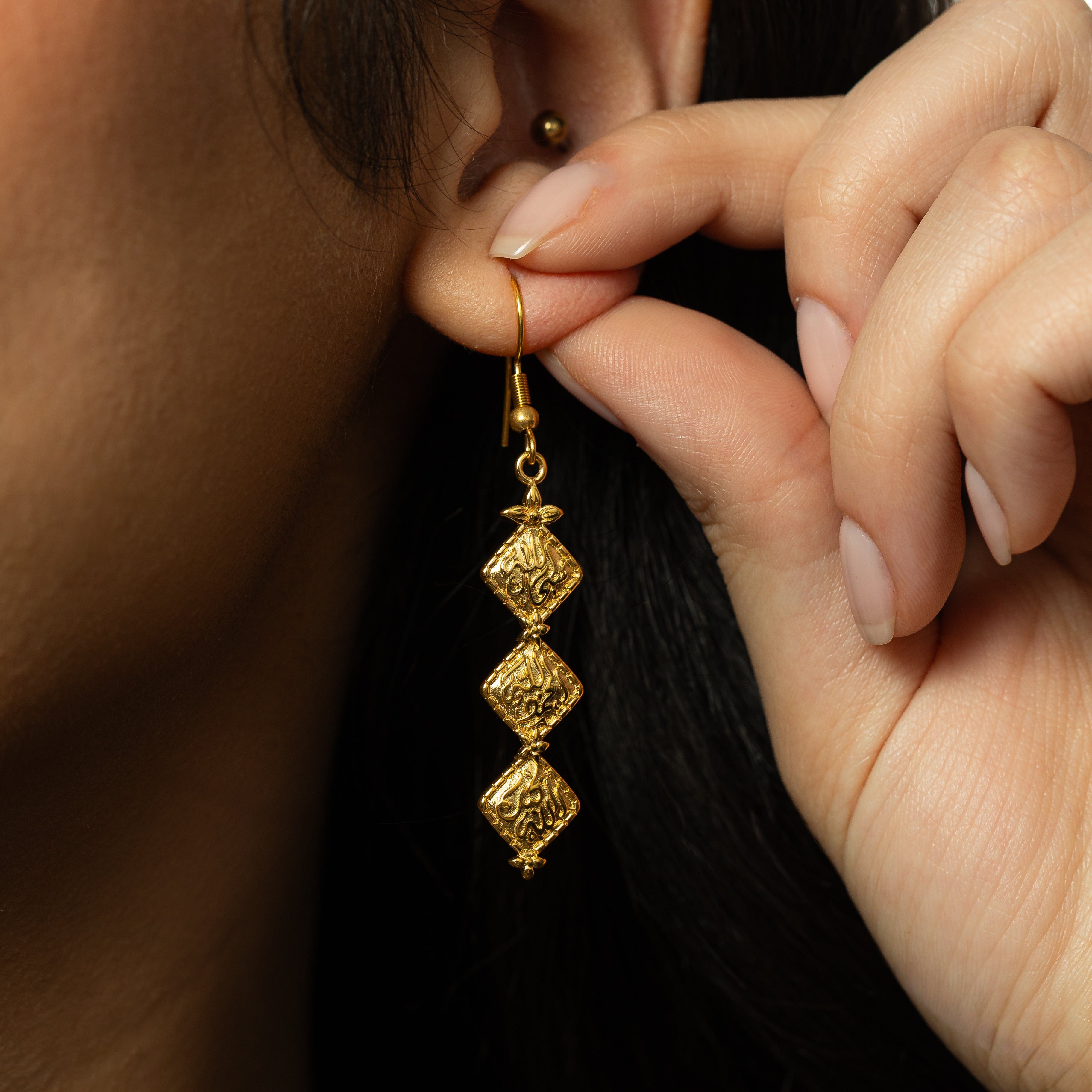 Draping Thikr Earrings