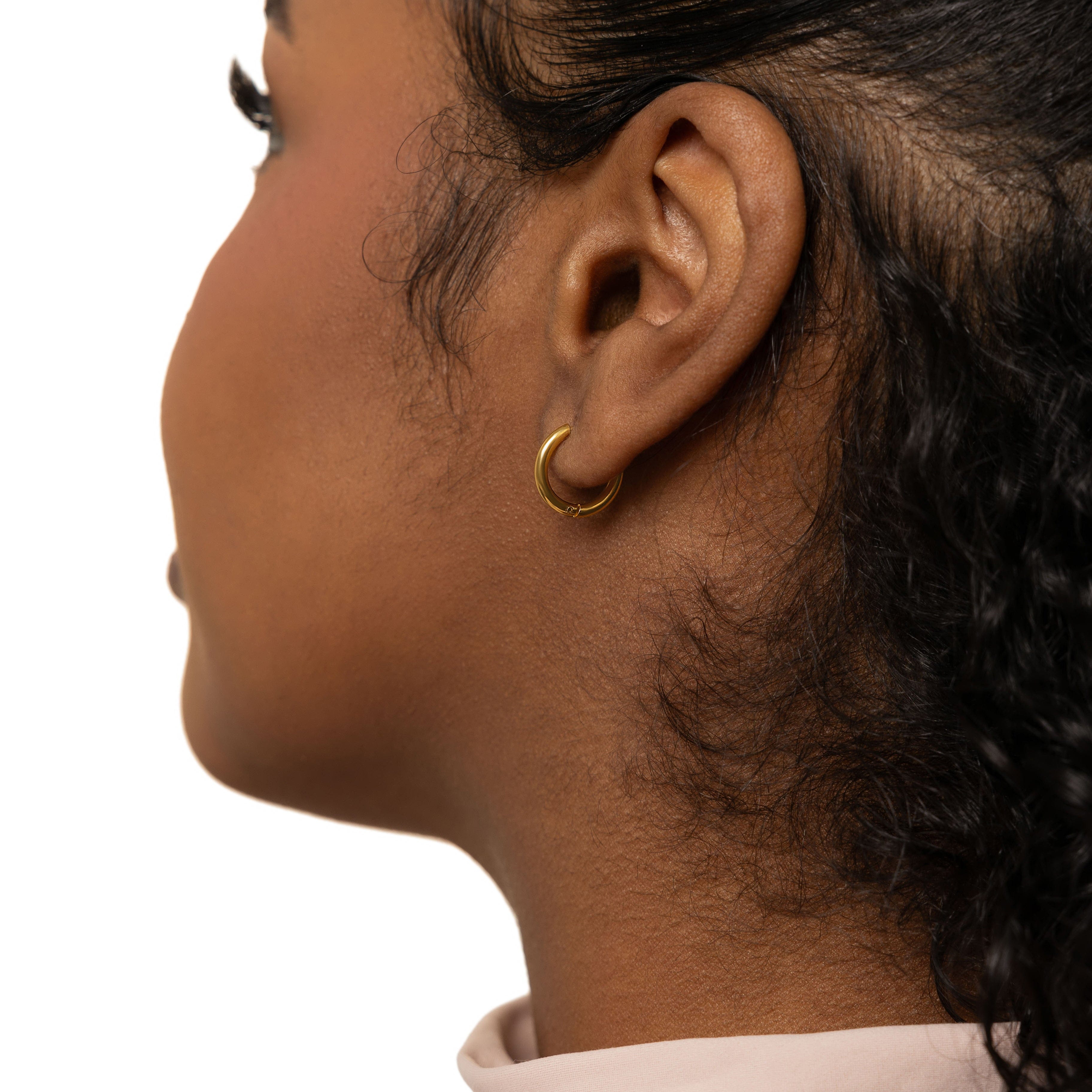 Huggie Essential Hoops | 10mm