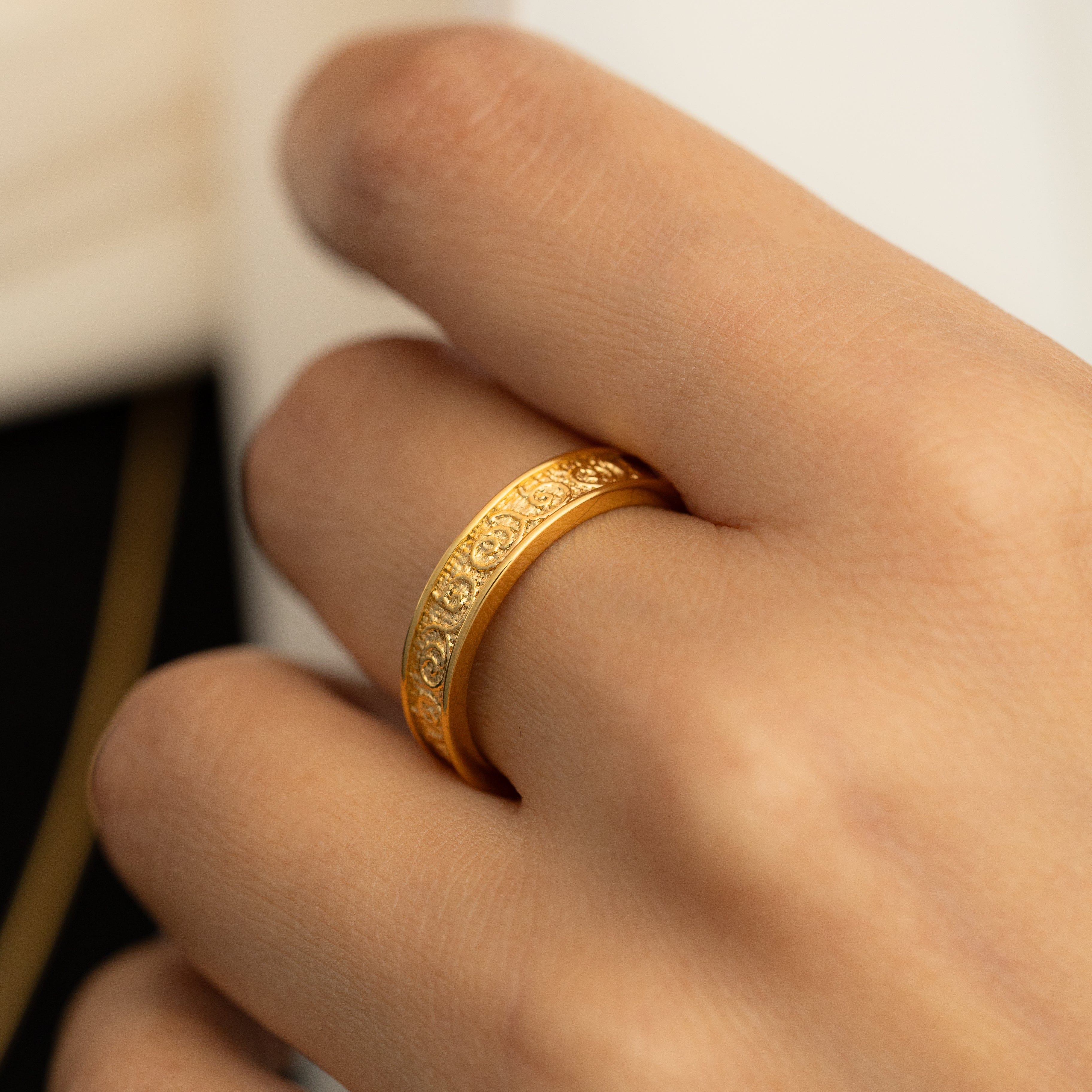 Vintage Heritage Ring