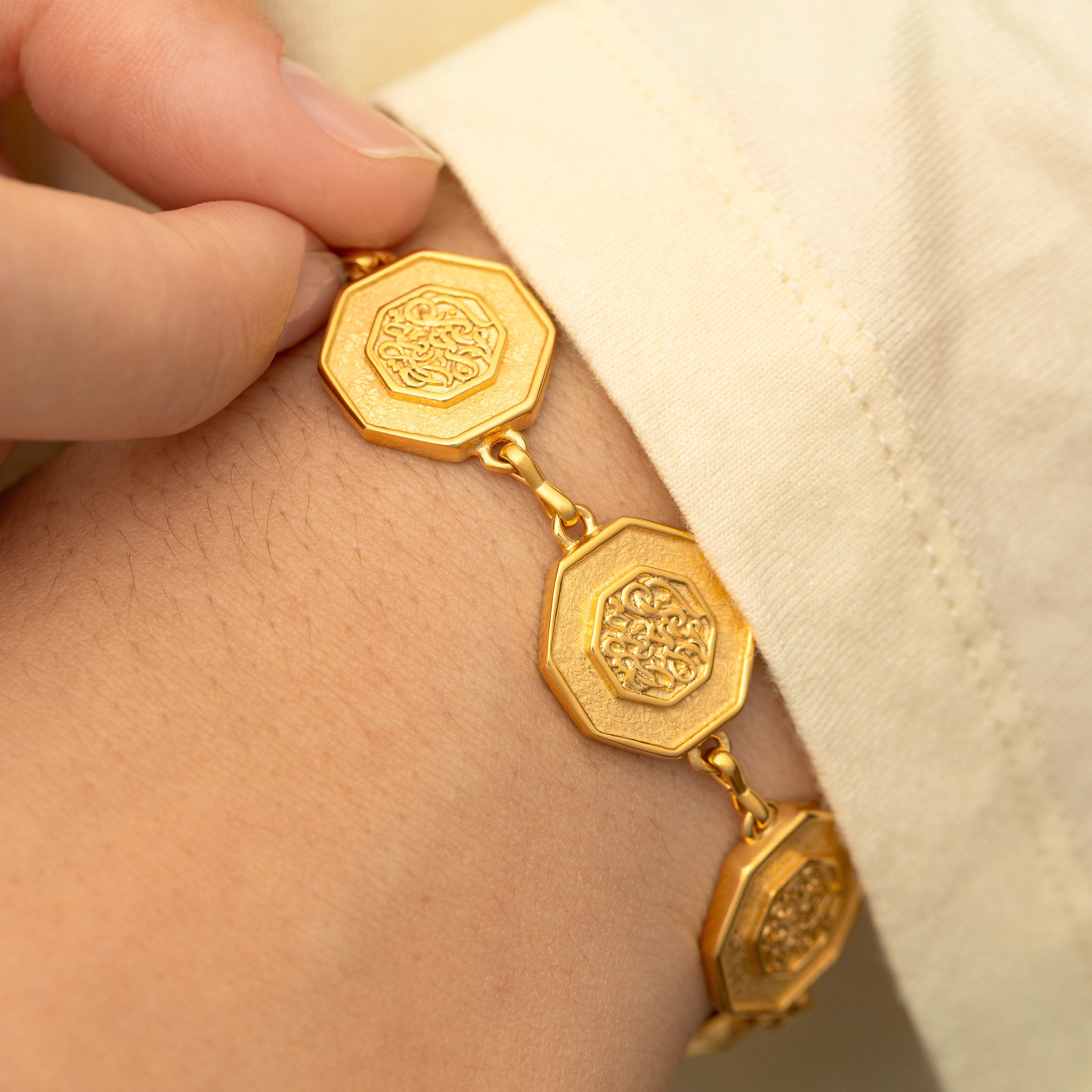 "Our Roots Run Deep" Dotted Bracelet