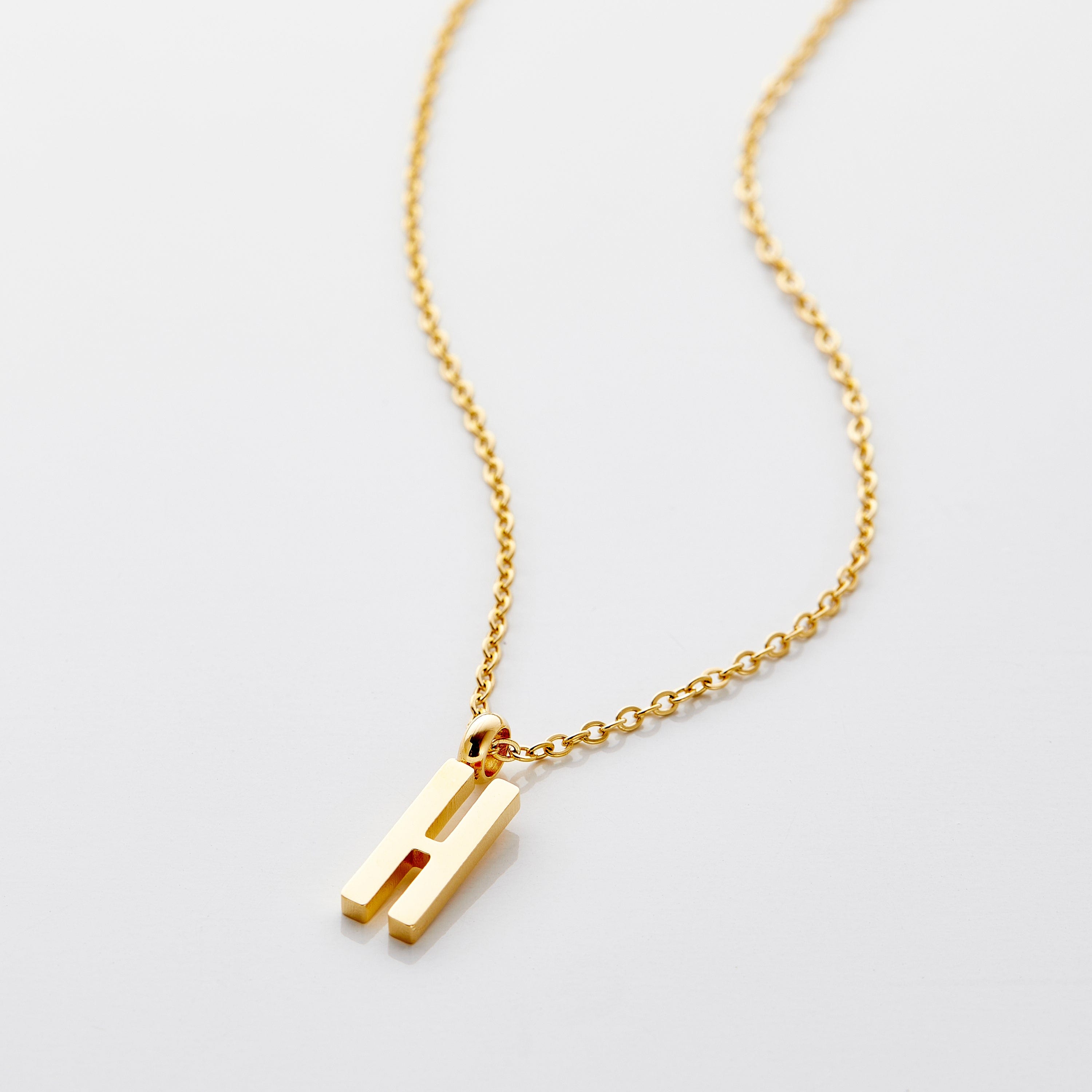 English Letter Necklace - Nominal